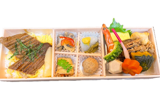 旬菜旬魚 孝し-煮あなご重×牛焼肉御膳