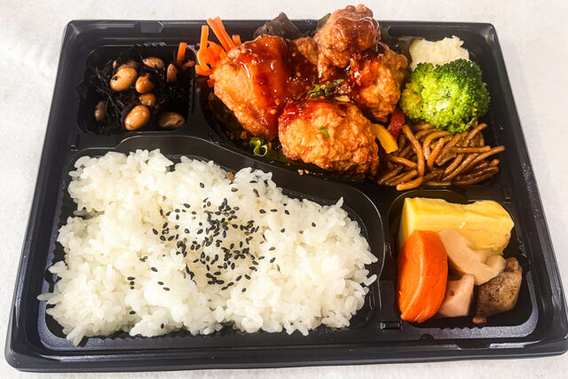 唐揚げ弁当