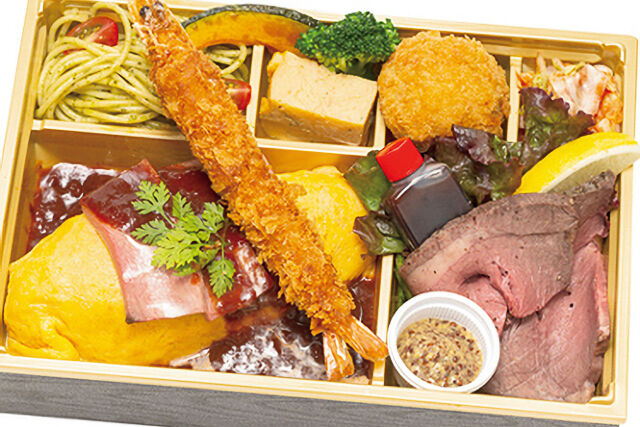 【マードレマーレ】牛タンシチューオムライスと黒毛和牛ローストビーフ、特大エビフライの洋食弁当