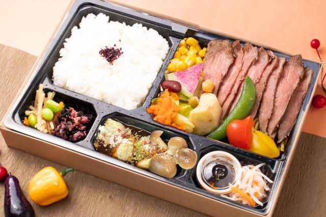 【秋限定】極選オーガニックステーキ&自家製肉団子のキノコデミグラス煮御膳《120g》