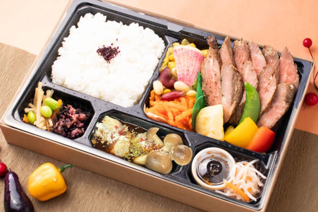 【秋限定】極選オーガニックステーキ&自家製肉団子のキノコデミグラス煮御膳《160g》
