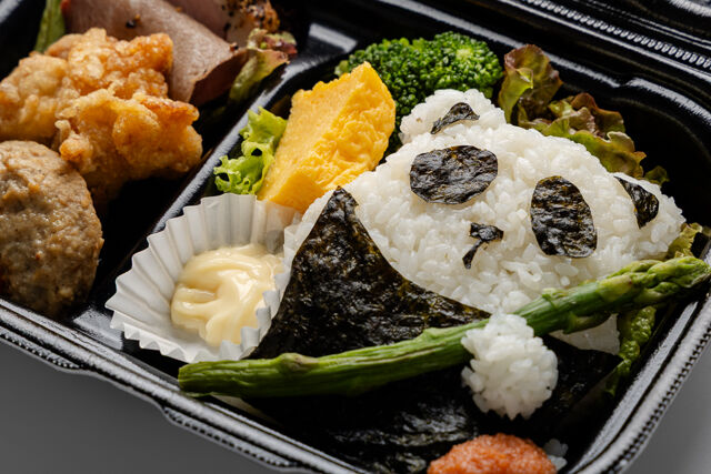 カジュアル イタリアン フェリチータ-パンダさんのピクニック弁当