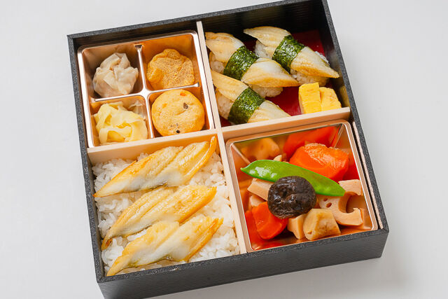 伝統江戸前赤酢寿司 築地魚蔵(埼玉店)-【熨斗対応可】穴子の2種盛弁当