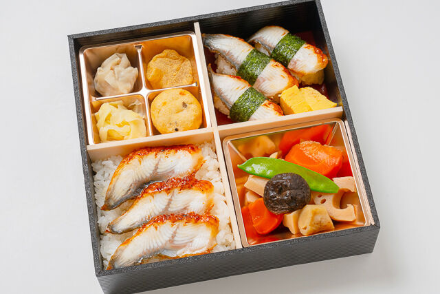 伝統江戸前赤酢寿司 築地魚蔵(埼玉店)-【熨斗対応可】鰻2種盛り弁当