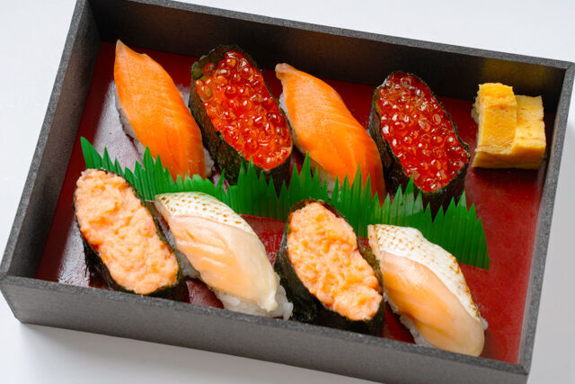 握り屋 喜兵衛(埼玉店)-サーモンづくし