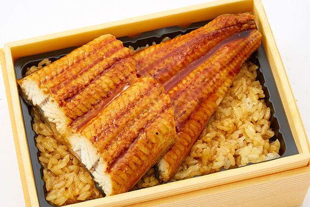 スタミナ満点問屋 うな蔵(埼玉店)-【温まる】あっちっち鰻重【蘭】