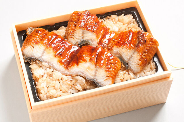 スタミナ満点問屋 うな蔵(埼玉店)-【温まる】あっちっち鰻重【菊】