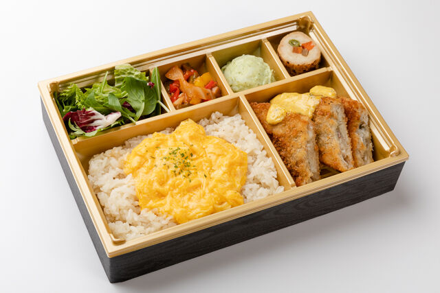 ふわふわ半熟卵のオムライス&白身魚のフリット