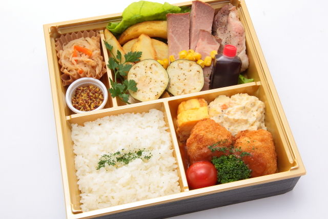 ベジョータの超低温ローストとイベリコ豚直火焼き弁当 ~ヒレカツ ~