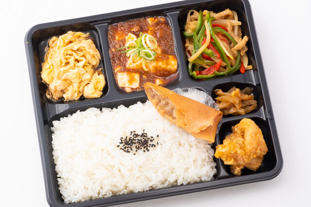 福三昧(点心付き)~麻婆豆腐・チンジャオ・玉子餡~