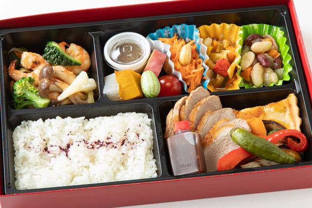 鴨のペッパーローストBOX~特製ステーキソース~
