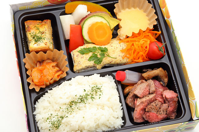 道産牛サーロインと鮮魚のマスタード焼きBOX