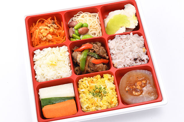 彩り9枡BOX~牛肉のオイスター炒め&大根のポルチーニソースがけ~