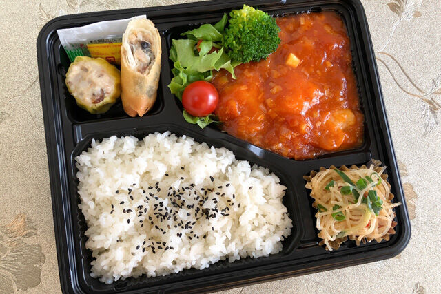 【中華弁当】まろやか海老のチリソース炒め