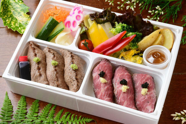 厳選牛焼肉とローストビーフの肉寿司6貫盛り合わせ