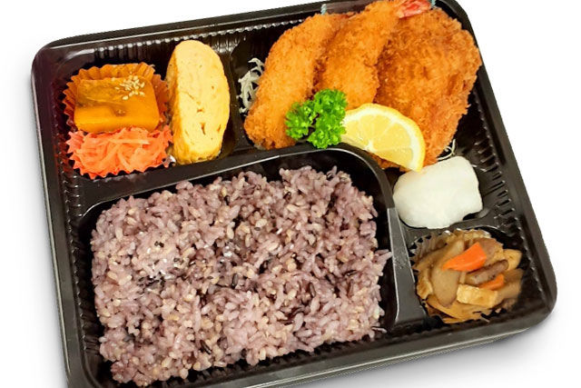 チキンカツ&エビフライ弁当