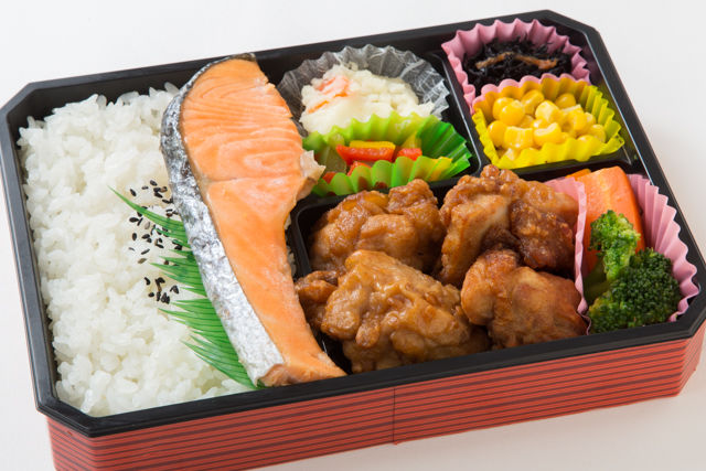 からあげ弁当【鮭のせ御飯】