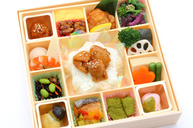 十二彩懐石~鶏肉ご飯~