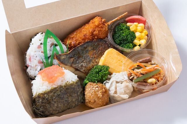 【選べる具材】おにぎり弁当 ー和風幕の内ー