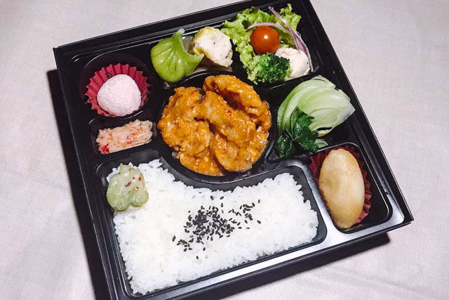 鶏肉のチリソース弁当