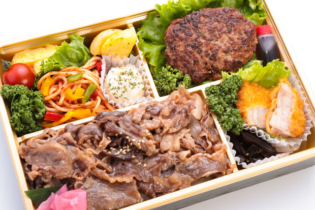 黒毛和牛100% 粗挽きハンバーグ&神戸牛焼肉重