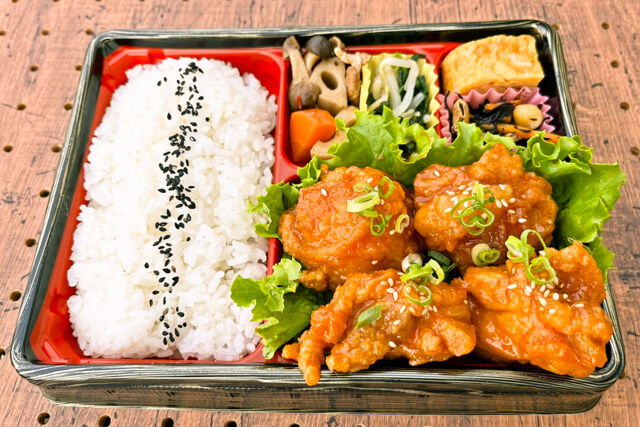 ヤムニョムチキン弁当
