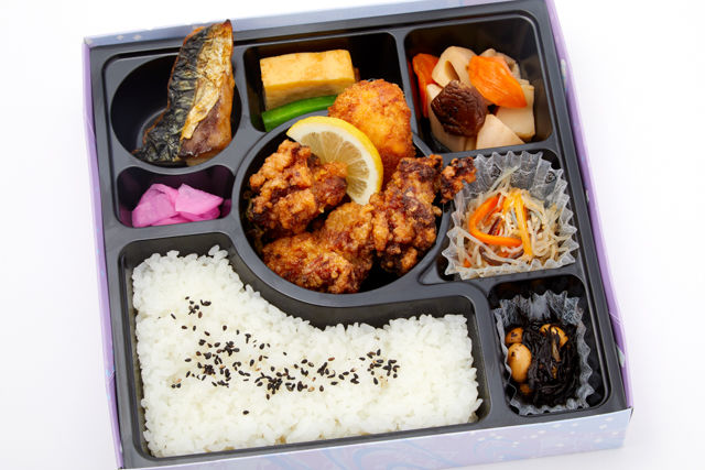 鶏のからあげ&トリカツ幕の内弁当