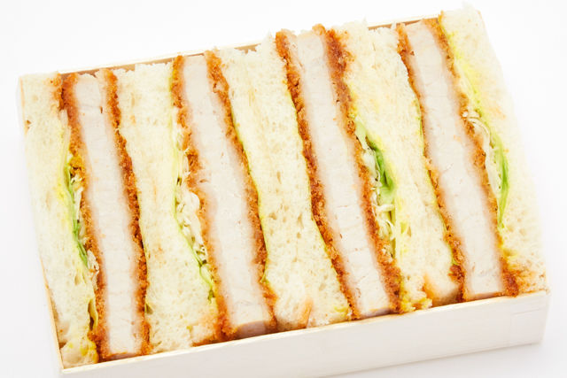 ロースカツサンド(4ピース)