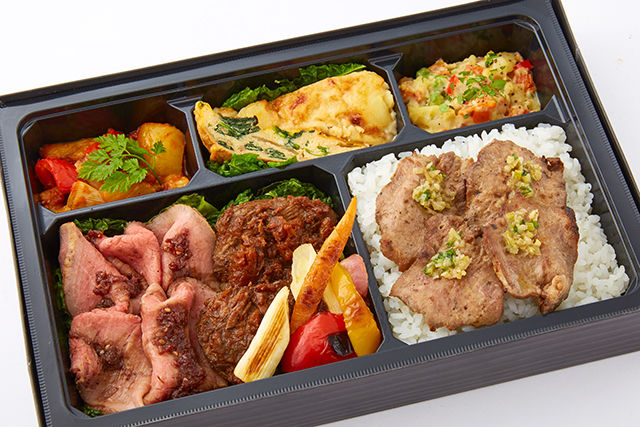 牛尽くし3種盛り弁当~ローストビーフ・牛たん・牛ほほ煮込み~