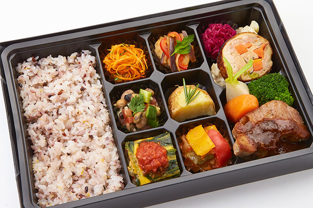 豚肩ロースのソテー 粒マスタードソース&チキンガランティーヌ弁当