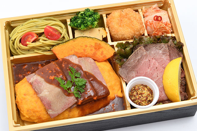 牛タンシチューオムライスと黒毛和牛ローストビーフの洋食弁当