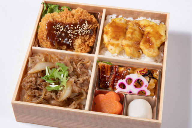味噌カツと鶏天重・すき焼き重御膳