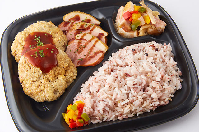 豆腐ハンバーグと燻製カモ弁当
