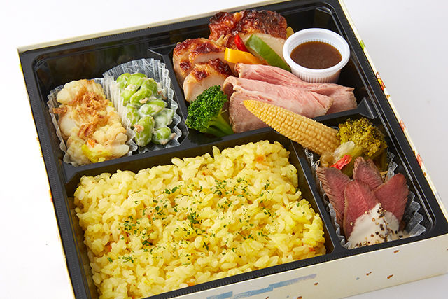 【ダブルメイン】鶏もも肉の西京焼きと大きなローストポーク弁当