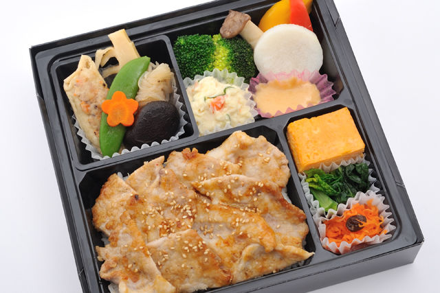 母屋の「豚生姜焼きのお重」