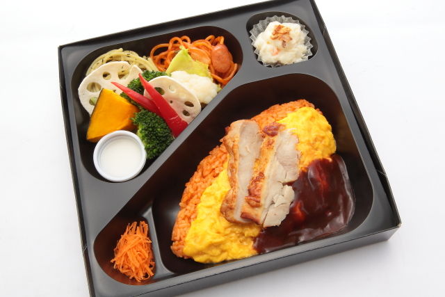 チキンステーキとオムライスBOX ~デミグラスソース~