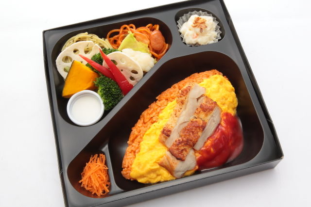 チキンステーキとオムライスBOX ~ケチャップソース~