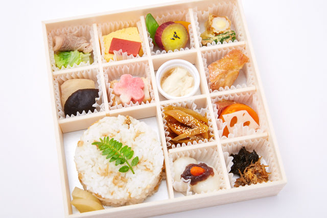 じゃこご飯と懐石御膳