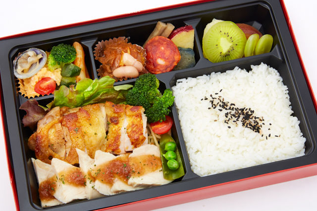 贅沢ダブルチキン弁当