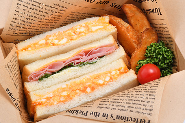 タマゴ&ハムチーズサンド