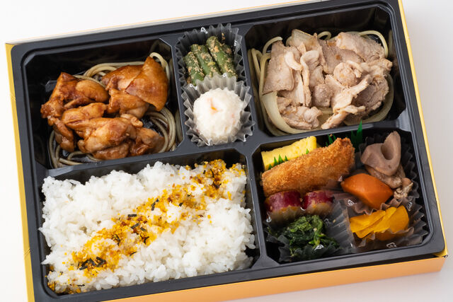 照り焼きチキングリル&豚の生姜焼き弁当