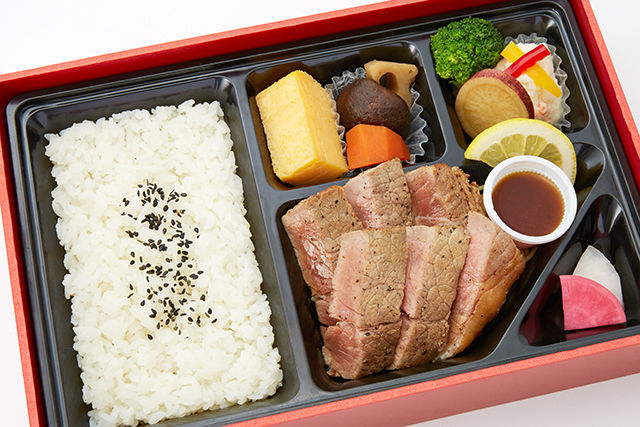 ステーキ弁当(黒毛和牛)100g オリジナルソース添え