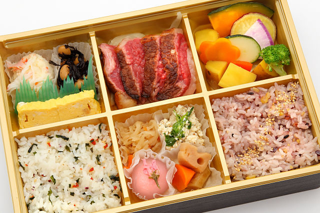 やくも牛【特上】ステーキ和膳