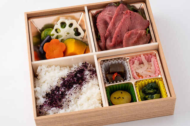 創作割烹 まり子