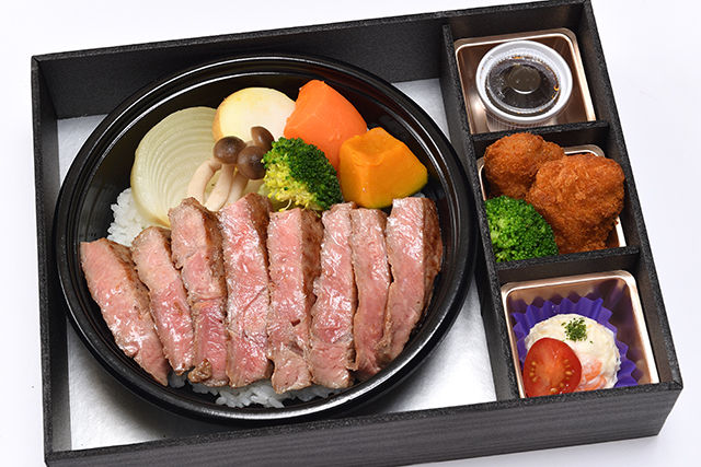 厳選ステーキ重(160g)