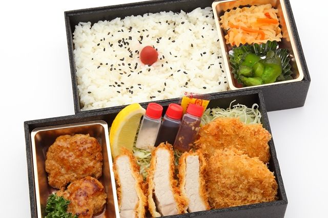 とんかつ さんか