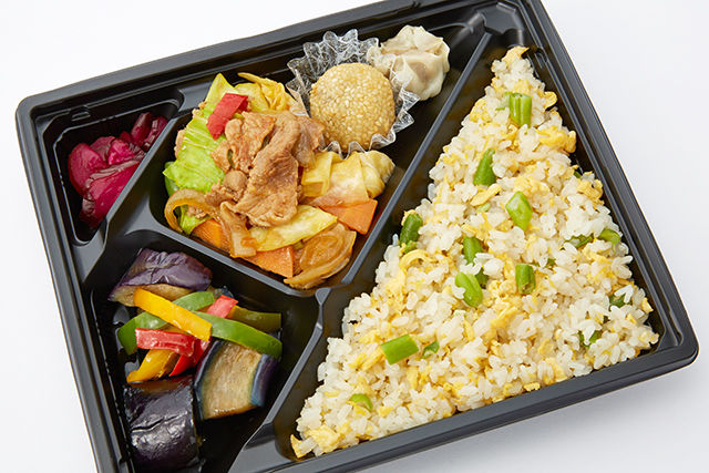 大満足!ダブルメインの中華弁当