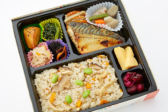 自家製鯖西京焼きと7種の和菜弁当