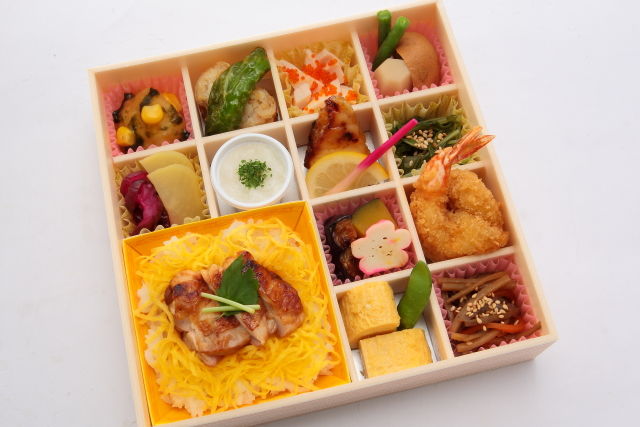鶏めしと十一種のおばんざい御膳 ~とろろ添え~