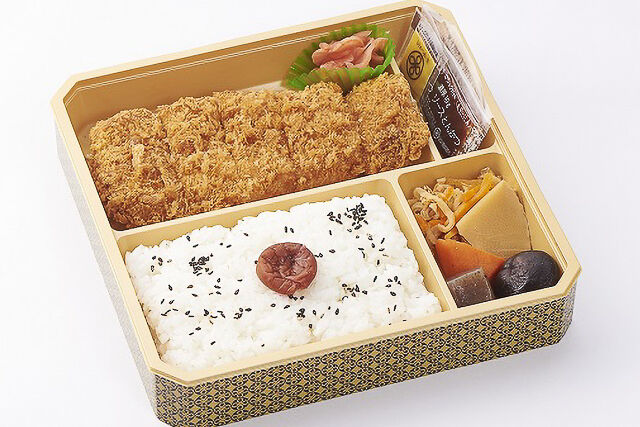 たっぷりロースかつ弁当
